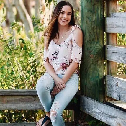 Kelsie C.
